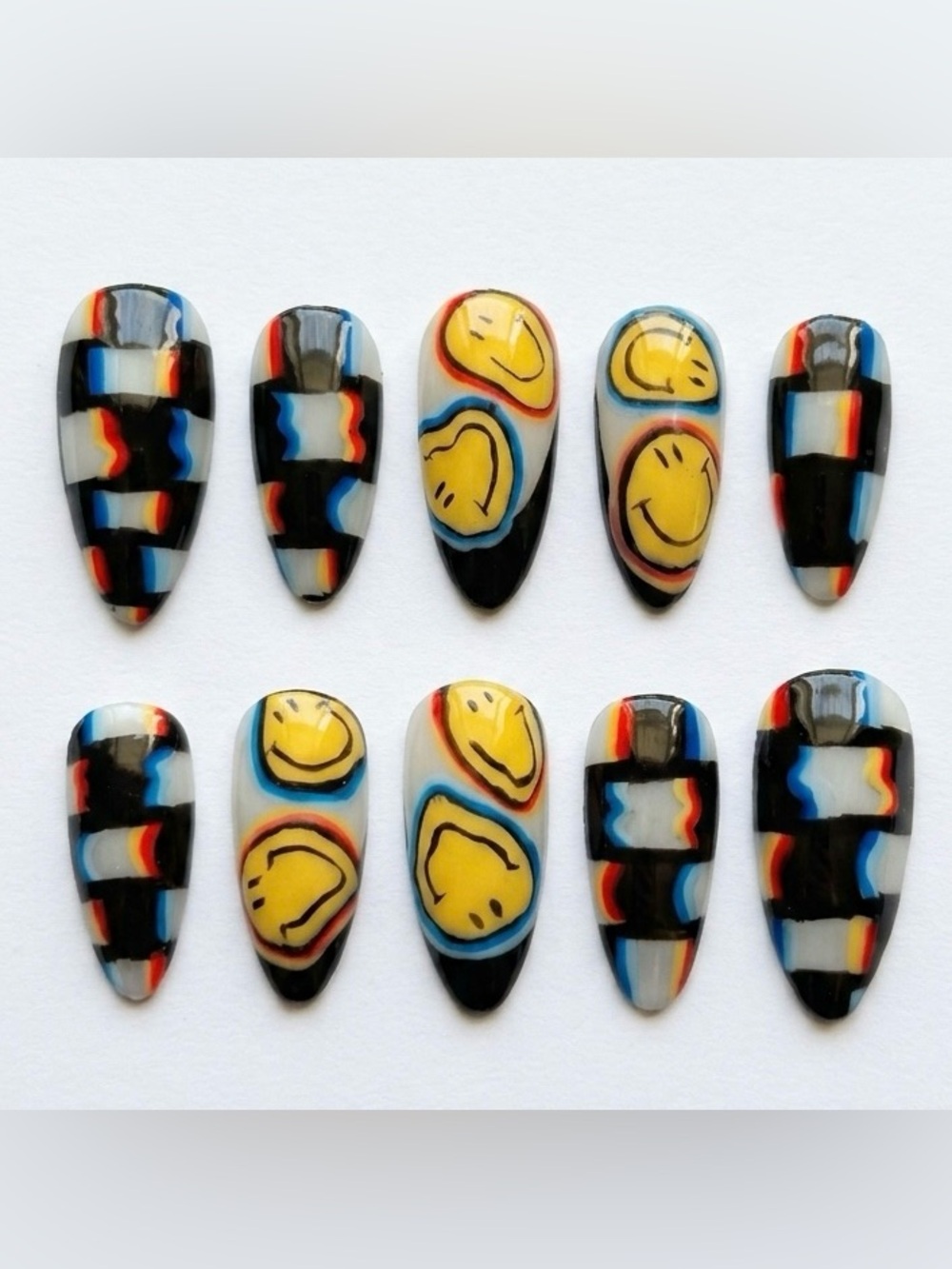 Colorful Smiley & Abstract Press-On Nail Set